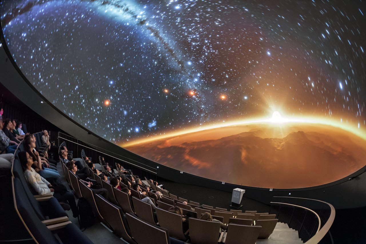Guía de ocio familiar en Málaga: de la playa al planetario